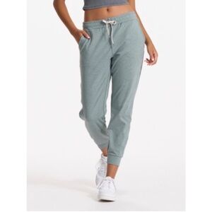Vuori Sweatpants in light green